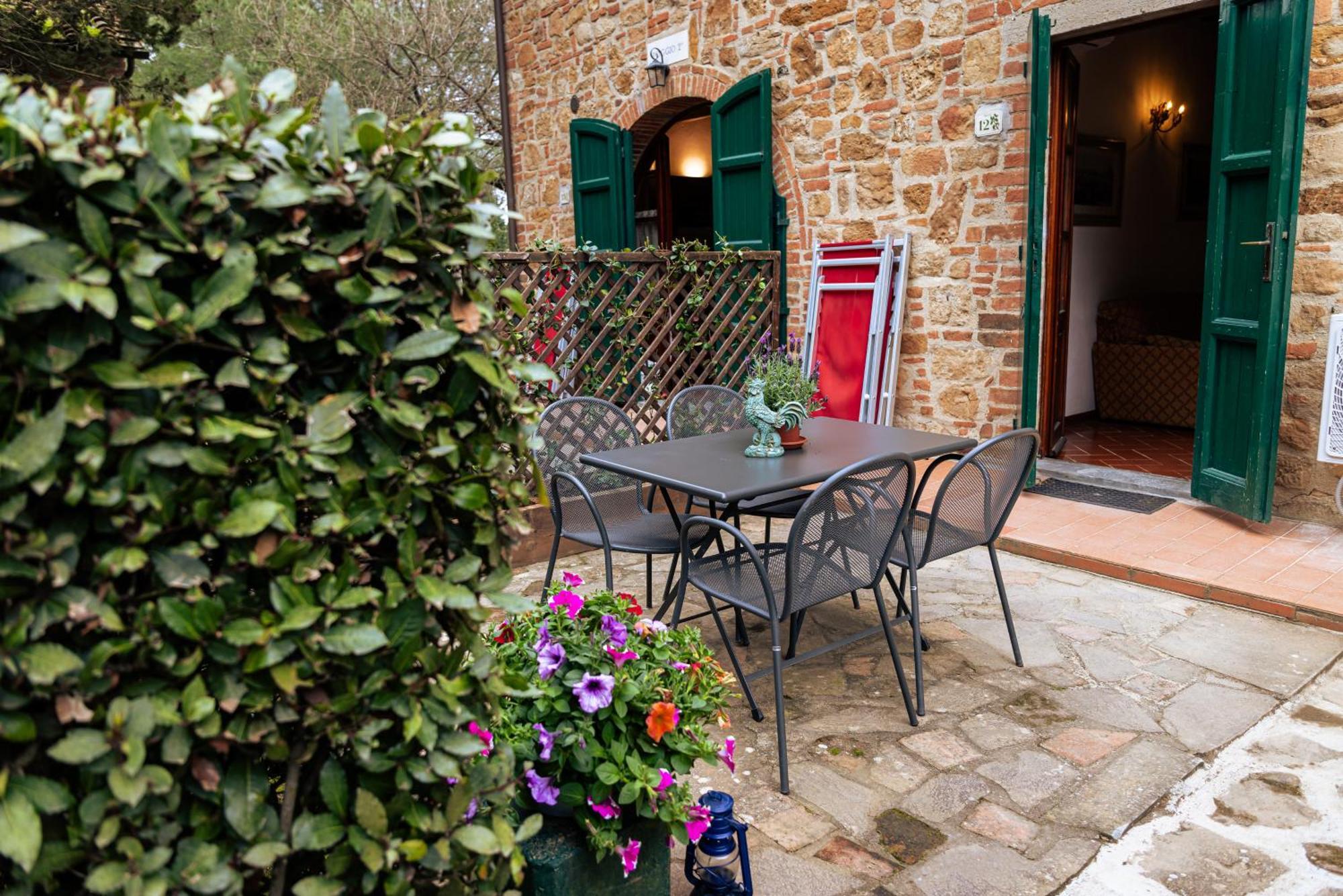 Borgo Il Poggio Agritourismo Villa Монтайоне Екстериор снимка
