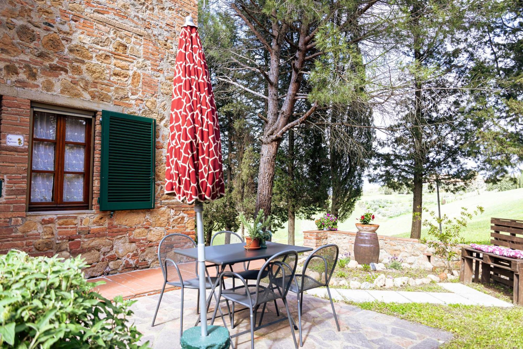 Borgo Il Poggio Agritourismo Villa Монтайоне Екстериор снимка